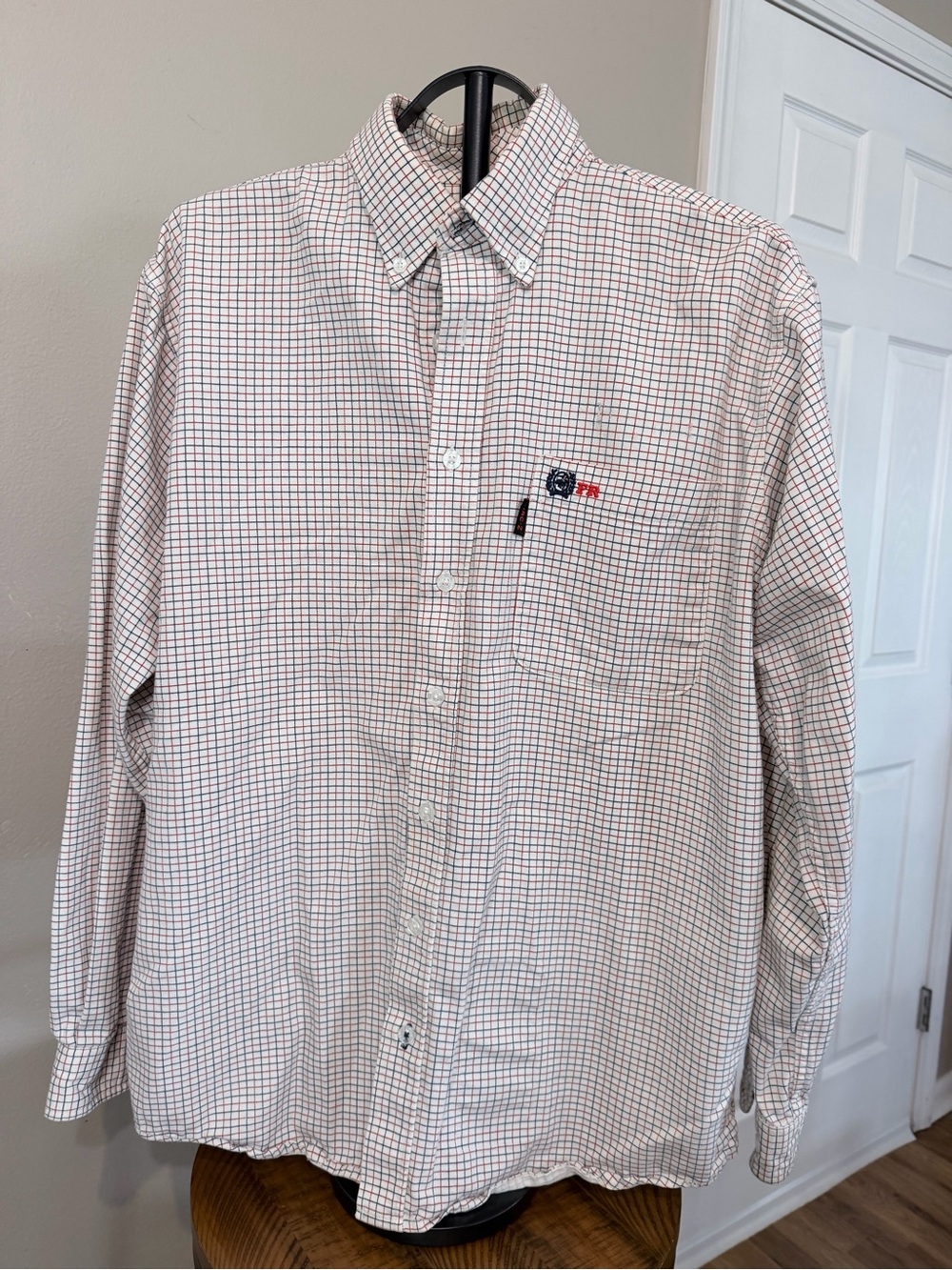 Cinch WRX FR Shirt Men M Long Sleeve Button-Down White Blue Red Check Pockets